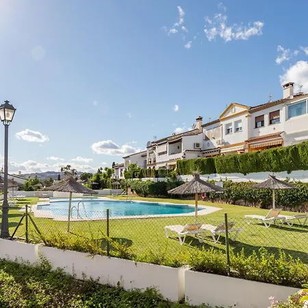 Casa Jardines Del Sol 4 *