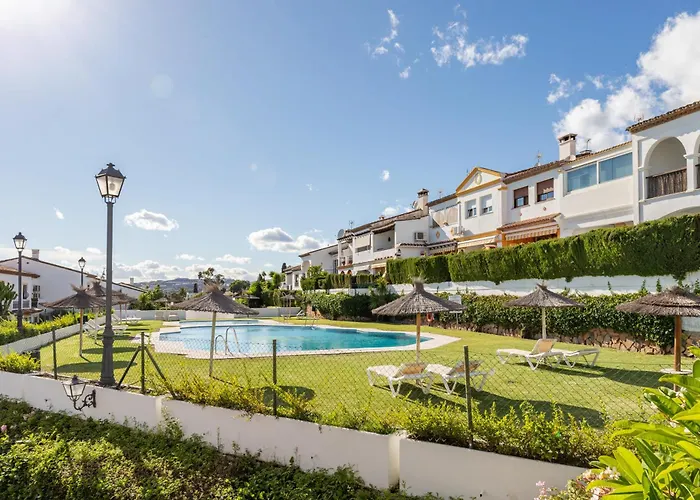 Casa Jardines Del Sol 4 *